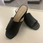 Adrienne Vittadini  Elegant Black Mules 7 M like NEW  no damages Photo 2