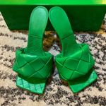 Bottega Veneta  Lido Slide Sandal size 38 Photo 1