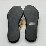 Fergalicious  Majesty Womens Flip Flops Size 7M Thong Sandals Slip On Casual Shoe Photo 4