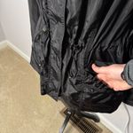 Torrid Black Nylon Rain Jacket Hooded Windbreaker Size 00 M Packable Adjustable Photo 2