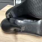 Michael Kors  Classic Pointed Toe Pumpe Black Women's Heels Photo 7