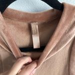 SKIMS  Velour crewneck tank top honey camel size Xsmall Photo 1