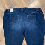 Catherine’s NWT Right Fit Moderately Curvy Relaxed Fit Petite Size 32 W Blue Photo 4