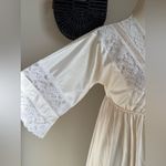 Lace & Silk Cream Mid Sleeve Robe White Size undefined Photo 2