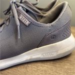 Kizik Madrid Eco Knit Men’s 6.5/Women’s 8 Wide Grey Lace Up Sneakers Shoes Gray Photo 1