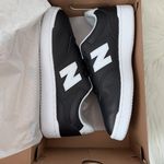 New Balance BB80 Low-Top Leather Sneakers, Black/White, Size 9.5/EU 41 Photo 6