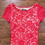 Alexia Admor • coral lace sheath dress fitted bodycon sequin stretch cap sleeve Photo 1