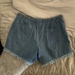 Denim Frayed Hem Women's Shorts Blue Size undefined Photo 1