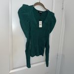 EXPRESS  NWT Stretch Ribbed Emerald Green Sz XXS V-Neck Long Puff Sleeve Sweater Photo 7
