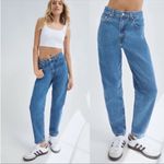 Levi's NWT Levi’s high loose taper jeans 33 medium wash Photo 3