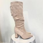 Elegant 90s Style Western Slouchy Nude Tan Faux Suede Knee High Heel Boots 6.5 Photo 3