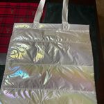 Bath & Body Works  Tote Bag White Quilted Photo 0