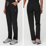 FIGS  Black Yola Cargo Pocket Scrub Pants Small Photo 1