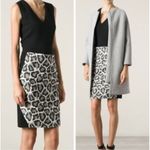 Diane Von Furstenberg DVF Emma Black/Gray Leopard Print Pencil Skirt Size 6  Photo 2