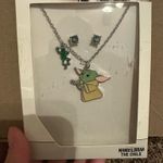 Disney Mandalorian necklace  Photo 0