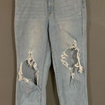 Universal Threads Universal Thread Ripped Distressed Straight Jeans Size 4/27 Photo 0
