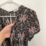 Lush Clothing LUSH Black Multi Paisley Floral Short Sleeve Boho Surplice / Faux Wrap Romper L Photo 4