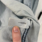 Old Navy  Light Blue Faded Denim Button DownShirt Women’s S Photo 3