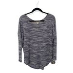 Olive & Oak  SZ LG loose-fitting textured blouse Photo 1