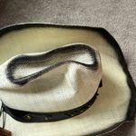 Fluffy Sense Straw Cattleman Cowgirl Hat White Photo 5