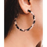 Boutique Handmade Ash Blonde Tortoise Shell Hoop Earrings, 50cm Photo 3