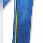 Wild Fable Women’s High-Rise Straight Leg Jeans – Size 2, Raw Hem, Medium Wash Photo 1