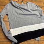 Kensie  Womens Fringe Trim Gray Black And White Sweater Small‎ Photo 2