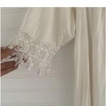 Rue 21 White Cold Shoulder Off the Shoulder Crochet Top Size M Photo 3