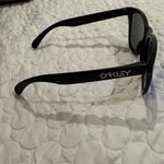 Oakley  FROGSKINS Limited Edition Matte Black Violet Iridium lens 24-298 17 133 Photo 2