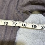 NFL  Bears women’s Long Sleeve Gray Shirt Photo 3