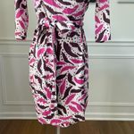 Diane Von Furstenberg  Wrap Dress Feathered Leaves Pink Brown Silk 2 Photo 3