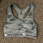 New Balance  camo sports bra  Photo 0