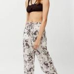 Urban Outfitters | Carmen Printed Pull-on Pant in Comic Print | M Photo 1