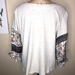 Umgee Grey Linen Peasant Top with Paisley Floral Flare Bell Sleeves Size Small Photo 8