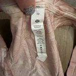 Lululemon Women's Pink Tank Top Photo 2