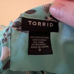 Torrid  Floral Top Shoulder/Collar Cut Out Detail Short Sleeve Shirt Plus Size 3 Photo 8