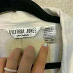 Victoria Jones white linen button down sz 2x lightweight casual floral *flaw Photo 1