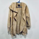 Zenana Outfitters  Plush Tan Teddy Jacket super soft Size medium! Photo 1