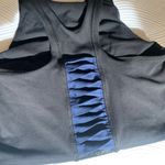 Athleta  Conscious Crop Tank D-DD Photo 4