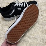 Vans Women's Seldan Low Top Photo 4