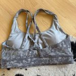 Lululemon Energy Bra Medium Support B-D Cup In Summer Shade Ice Grey Multi Sz 6 Photo 3