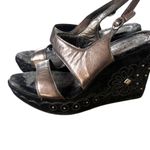 Donald Pliner  MADE IN‎ ITALY VELVET EMBROIDERED WEDGE SANDALS SIZE 7 Photo 1
