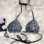 Volcom New.  reversible bikini top. Photo 6