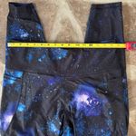 Old Navy  Black Blue Galaxy Elevate Athletic Leggings with Cosmic Print pockets Photo 3