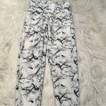 Series 8 Leggings White Black Gray Marble Print Photo 5
