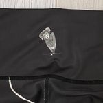 No•Mi•No•U NoMiNoU Raven Orca Capri Leggings Photo 5