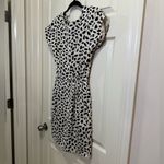 VICI Women’s short sleeve crew neck dress cream with black print size small Photo 3
