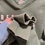 Majestic Women’s Medium Green Bay Packers V-Neck  Hoodie Sweatshirt Photo 3