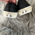 Vans EUC Black and White Slip-On Sneakers Woman's sz 8.5/Mens sz 7 Photo 4