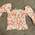 Olivaceous Top  Photo 1